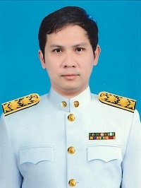 นายชนินทร์ ธันดา
