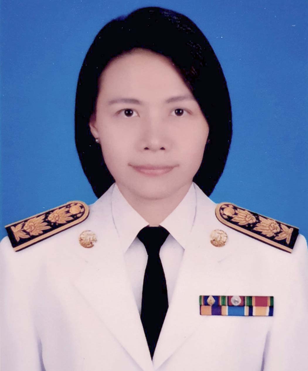 นางสาวจีรวรรณ หงสกุล