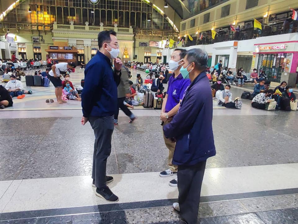 อธิบดีกรมรางลงพื้นที่ตรวจความพร้อมรองรับการเดินทางของปนระชาชนที่ร่วมกิจกรรม Countdown 2023