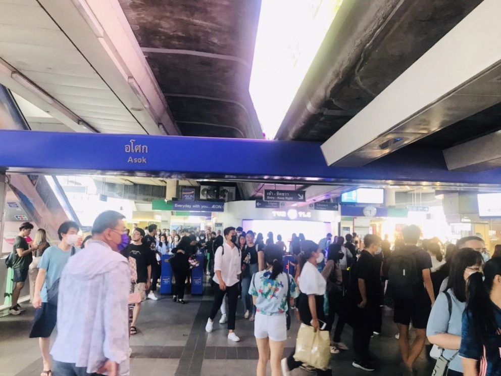 กรมรางเผยเมื่อวานวันสุดท้ายของการทำงานเดือนกรกฎาคมก่อนวันหยุดต่อเนื่อง 6 วัน มีผู้ใช้บริการระบบรวม 1,687,961 คน-เที่ยวสูงสุดตั้งแต่มีสถานการณ์ covid-19 เกิดขึ้น (New High)