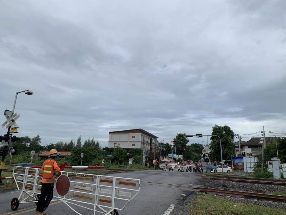 กรมการขนส่งทางราง เผยประชาชนเดินทางด้วยระบบรางช่วงวันหยุดต่อเนื่อง ระหว่างวันที่ 28 กรกฎาคม 2566 – 2 สิงหาคม 2566 สะสม 4 วัน (28 – 31 กรกฎาคม 2566) รวมแล้วประมาณ 4.17 ล้านคน-เที่ยว