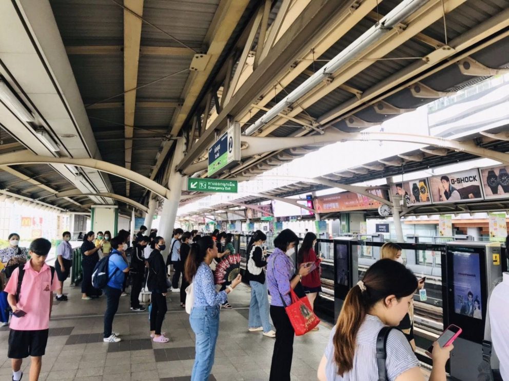 ศุกร์ต้นเดือนกันยายน มีผู้ใช้บริการรถไฟฟ้า BTS สายสุขุมวิทและสายสีลมสูงสุด