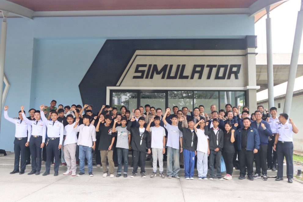 กรมการขนส่งทางราง จัดกิจกรรม CSR “รังสรรค์ฝัน ปันความรู้ สู่อนาคต” พาน้องๆ บ้านปากเกร็ด เปิดโลกนวัตกรรมระบบราง สัมผัสประสบการณ์ขับรถไฟจำลอง