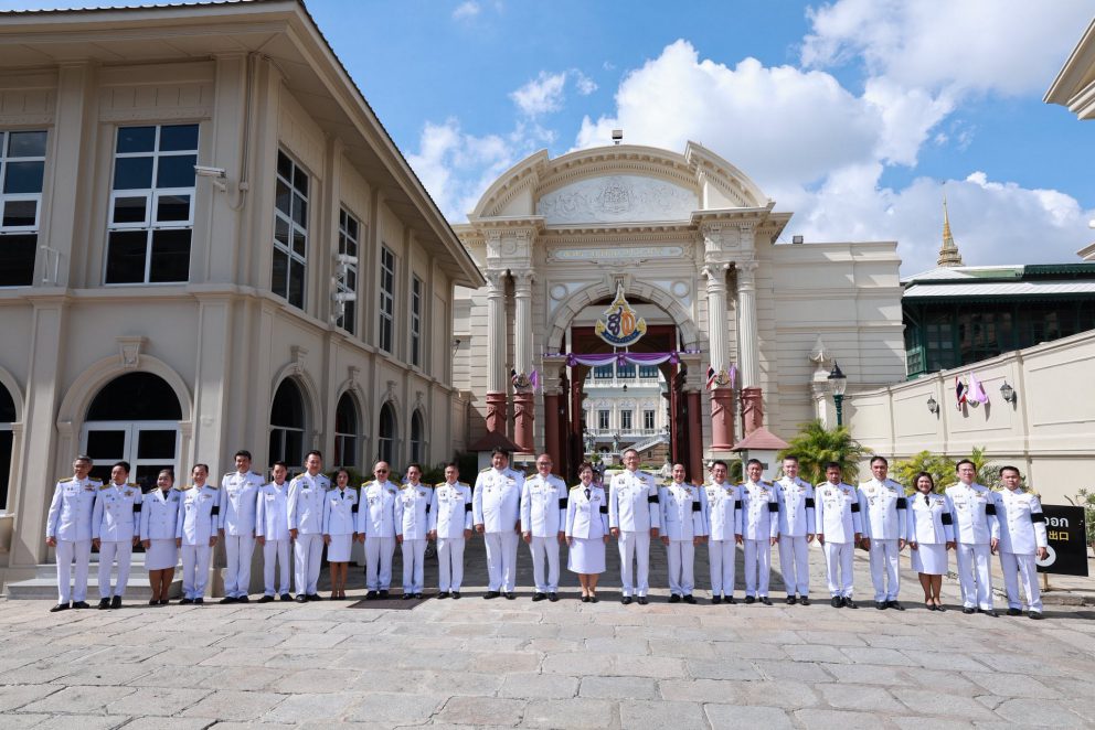 อธิบดีกรมการขนส่งทางราง ร่วมลงนามถวายพระพร เนื่องในโอกาสวันเฉลิมพระชนมพรรษา สมเด็จพระนางเจ้าสุทิดา พัชรสุธาพิมลลักษณ พระบรมราชินี